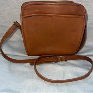 Vintage Coach 327 Crossbody Brown Leather Adjustable Strap Brass Hardware Rare